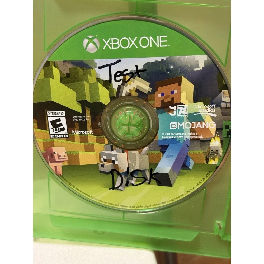 Xbox One Games Lot Of 4 , CTR, Spiro, Madden 21, Minecraft, Disc Only